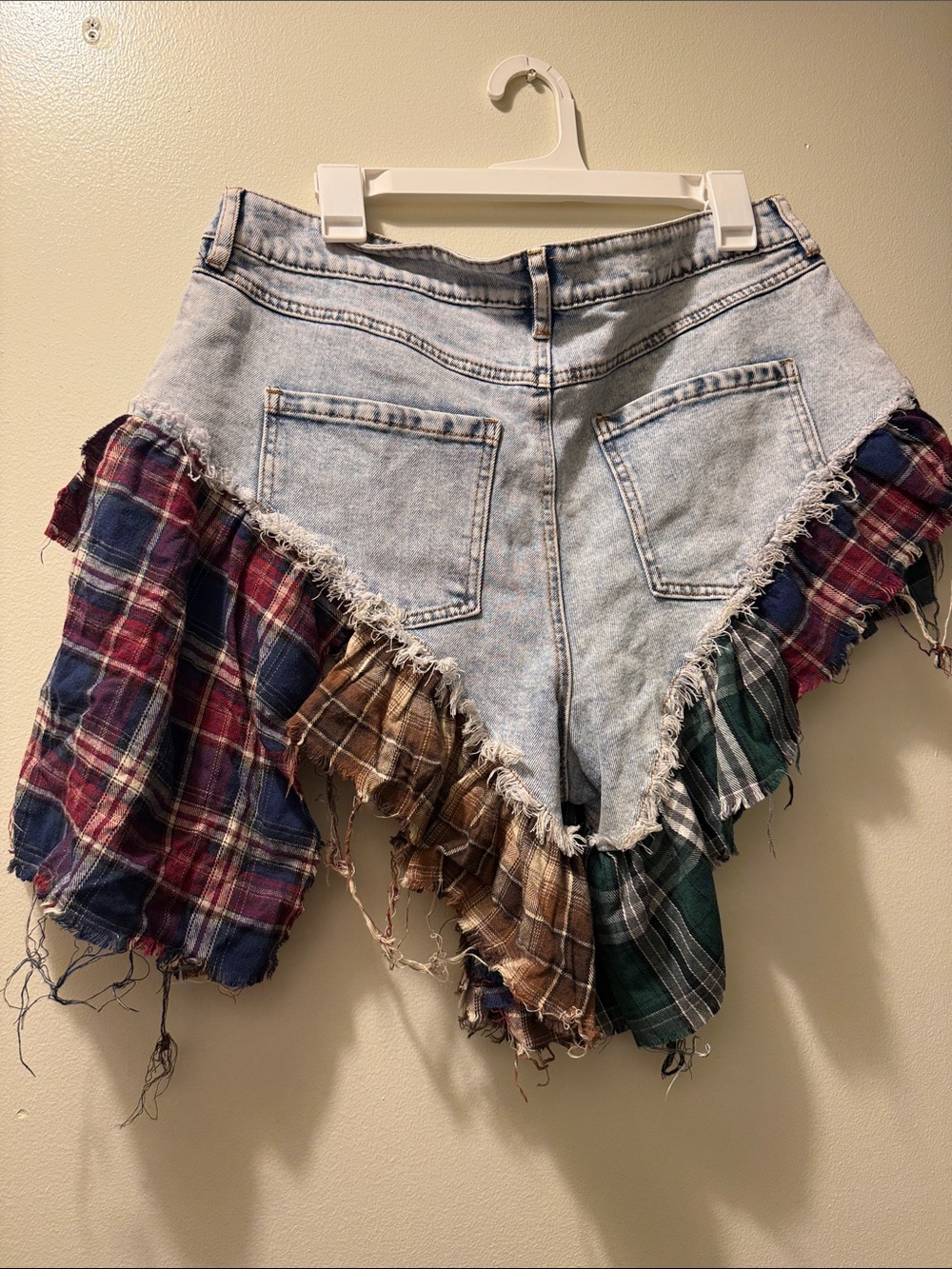 Fashion Nova Light Wash Denim Skort with Green, Brown Navy Plaid Ruffles size15 - Picture 4 of 7
